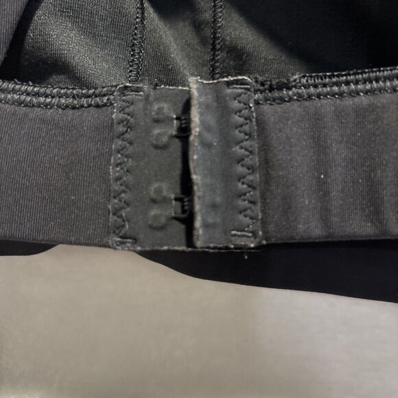 Lululemon Glide And Stride Sports Bra Black Size 8 Full On Luxtreme Run Stretch - Picture 4 of 6